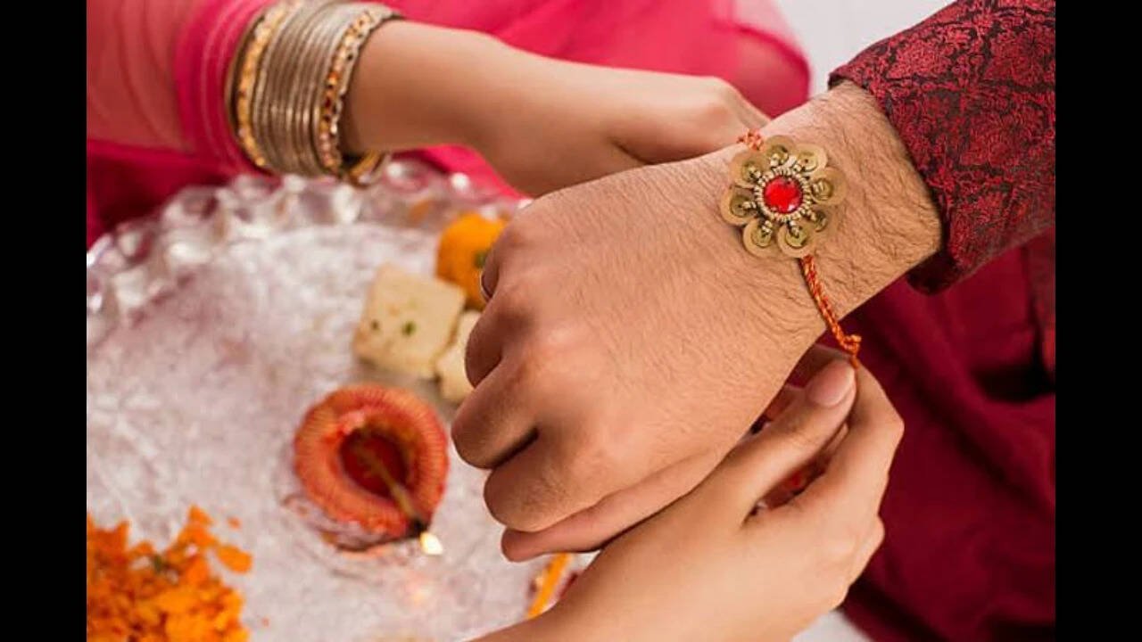 Raksha Bandhan 2026: Share these wishes, messages, quotes, images and greeting cards