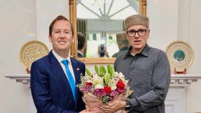 US Ambassador Sergio Gor visits Srinagar with J&K CM Omar 'Will review travel advisory': US envoy Gor visits Srinagar, says J&K 'important part of India'