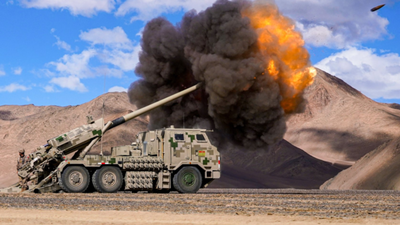 A Chinese PCL-181 artillery gun in action, Pakistan has deployed the same gun near the Indian border. (Image credit: Chinese military) Pakistan deploys large number of Chinese SH-15 guns along India border