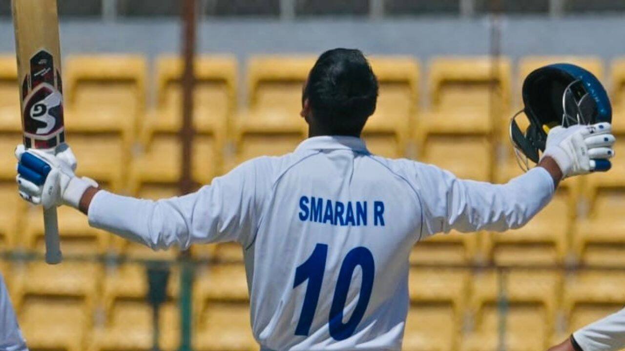 Smaran No 10 jersey