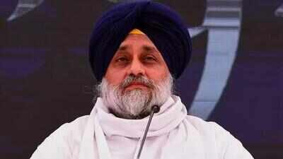 Attack on Sukhbir Singh Badal Sukhbir Singh Badal attacked inside Gurdwara in Maharashtra's Nanded, rushed to hospital