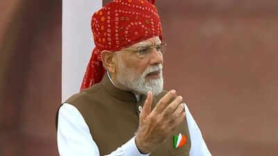 PM Modi delivered his 13th consecutive Independence Day address from the Red Fort. ‘Ireland’s Independence Day?’ Congress mocks PM Modi over Tricolour pocket square