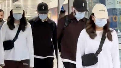 Anushka Sharma and Virat Kohli SPOTTED  at Delhi Airport; couple make low-key appearance: WATCH