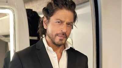 When Shah Rukh Khan recalled his father's emotional story behind avoiding the valley and how Yash Chopra finally made it happen: 'I've been all over the world, but I never went to Kashmir'