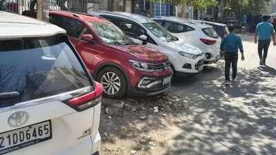 Kargil War veteran attacked with iron rod in Gurgaon over parking row, suffers serious head injuries