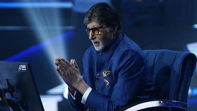 Amitabh Bachchan debunks retirement rumours. Amitabh Bachchan debunks retirement rumours.