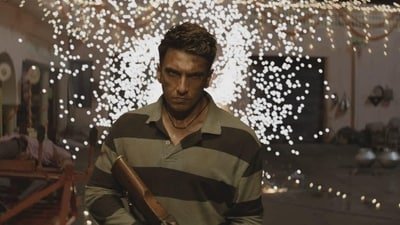Ranveer Singh in a still from Dhurandhar The Revenge. Ranveer Singh in a still from Dhurandhar The Revenge.