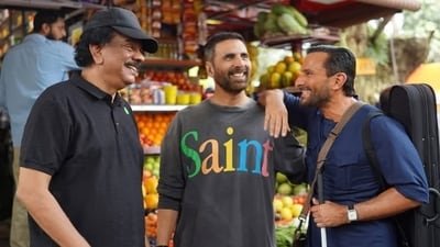 Priyadarshan with Akshay Kumar and Saif Ali Khan on Haiwaan shoot (Photo: Instagram) Priyadarshan with Akshay Kumar and Saif Ali Khan on Haiwaan shoot (Photo: Instagram)