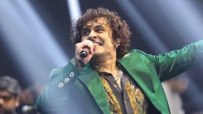 Sonu Nigam has sold a 3,082 sq ft commercial space in Mumbai’s Bandra Kurla Complex (BKC) for ₹18 crore. (HT Files ) Sonu Nigam has sold a 3,082 sq ft commercial space in Mumbai’s Bandra Kurla Complex (BKC) for ₹18 crore. (HT Files )