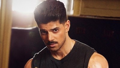Sooraj Pancholi addresses Disha Salian death probe. Sooraj Pancholi addresses Disha Salian death probe.