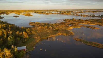 According to the news, Finland’s National Land Survey says the fastest uplift occurs around Kvarken, where the land rises by almost one centimeter a year. Finland's coast is still rising after the Ice Age; around the Gulf of Bothnia, 1,730 acres emerge each year, but waterfront owners may not own the new land