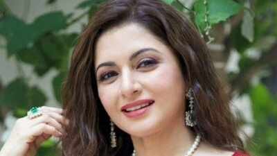 'Both of my deliveries were by caesarean': Bhagyashree on motherhood and fitness; says ‘the weight will increase’ is not true