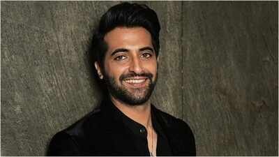 Akshay Oberoi opens up on Toxic's online leak, urges fans to watch it in theatres: 'I feel immensely bad for the producer'