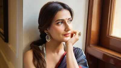 Fatima Sana Shaikh opens up on how women are conditioned to prove themselves (Image Credits Instagram) ‘Patriarchy is not just the fault of men’: 'Hunkkaar The Roar' actor Fatima Sana Shaikh opens up on how women are conditioned to ‘prove’ themselves, the bias she has witnessed and how they must fight it