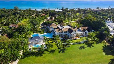 Photo credit: Realtor In 1991, Greg Norman paid $4.9 million for an 8.3-acre Jupiter Island estate; after rebuilding much of the compound, he sold the Florida property 30 years later for $55.1 million
