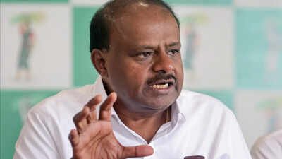 Kumaraswamy said there was a need to distinguish between reports appearing in the media and the actual situation inside the EC 'What is going on inside EC?' Union ministers, BJP allies call on poll body to clarify SIR row