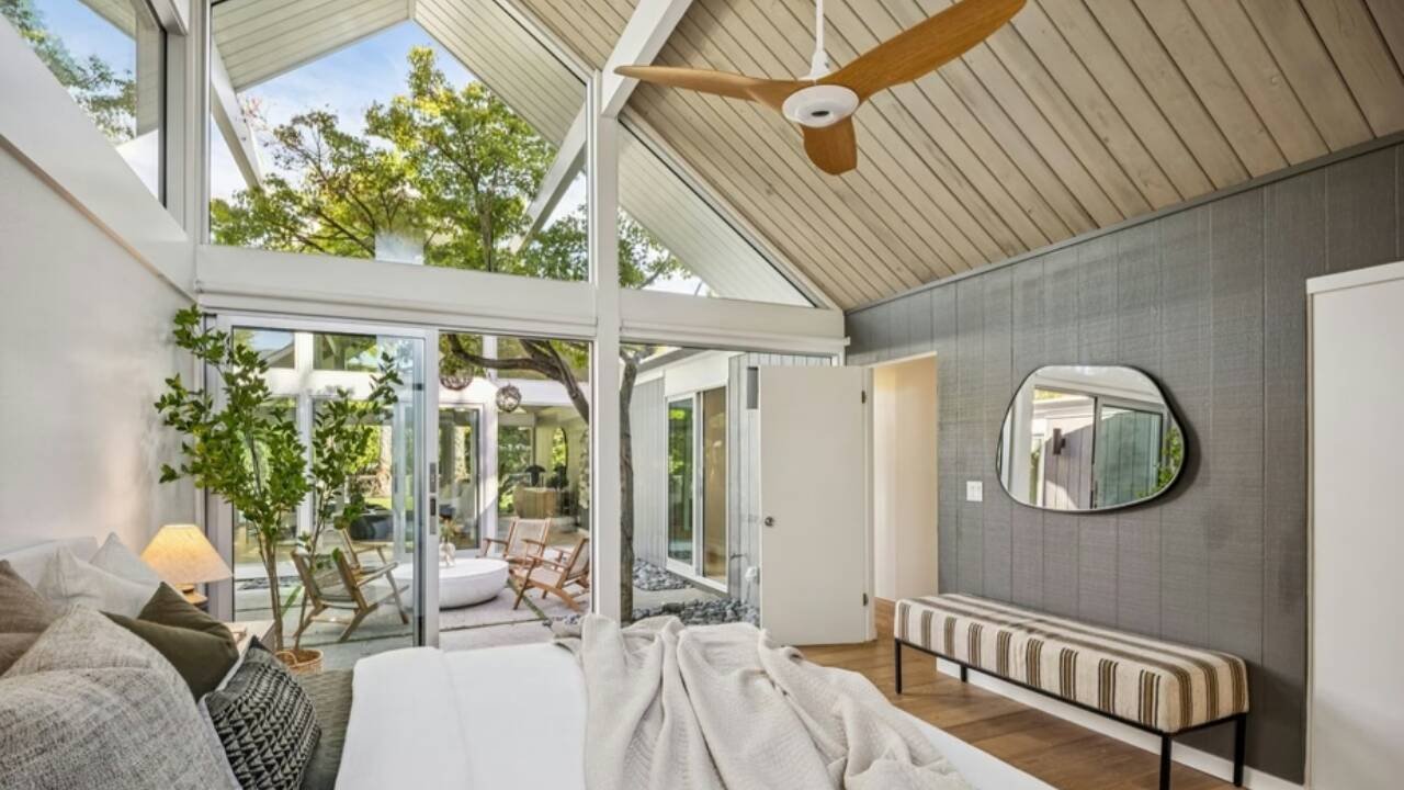 Inside a rare 1971 Eichler home restored after an auction purchase