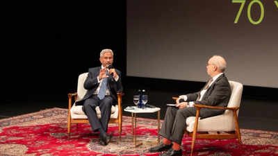 Jaishankar speaks at the Asia Society at the conclusion of the UN High Level Week Jaishankar highlights global conflicts at UN High-Level Week event - what's the ‘4F’ crisis