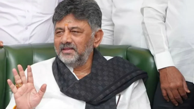 Karnataka govt bans selfies, reels on college tours; caps travel at five days