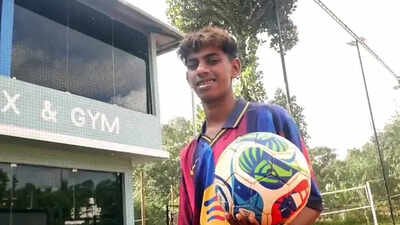 Kollam, Sep 01 (ANI): Allen James, a 15-year-old schoolboy from Chakkuvally, goes viral for his uncanny resemblance to Spanish footballer Lamine Yamal, in Kollam on Tuesday. (ANI Video Grab) People kept telling him he looked like Lamine Yamal; then one video changed everything for this 15-year-old Kerala boy