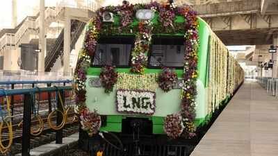 The LNG-powered train operates on a dual-fuel diesel-plus-LNG system developed for its Driving Power Cars (DPCs). After hydrogen train, India’s first LNG-powered train has been flagged off from Ahmedabad; Amit Shah says railways is cutting diesel, targets net zero by 2030