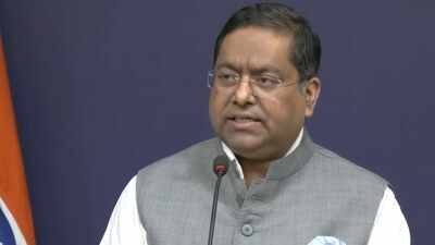 India rejects Pakistan’s claims after INS Kolkata collision with PNS Hunain ‘PNS Hunain violated maritime norms’: India rejects Pakistan’s ‘usual prevarication’ over naval collision