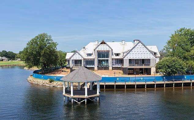 Michael Jordan’s $2.8 million Lake Norman property has undergone a major transformation, with his new custom mansion now emerging from the construction site.