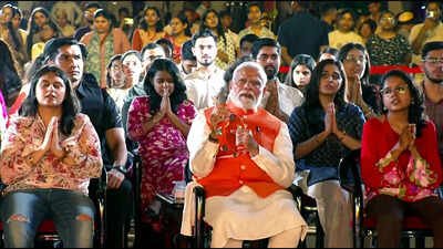 Prime Minister Narendra Modi attends 'Bhajan Clubbing' on the occasion of Bharatiya Jana Sangh leader Pandit Deendayal Upadhyaya's birth anniversary, at Deen Dayal Upadhyaya Park in New Delhi on Friday. (DD News) PM Modi grooves with Gen Z at 'bhajan clubbing' event