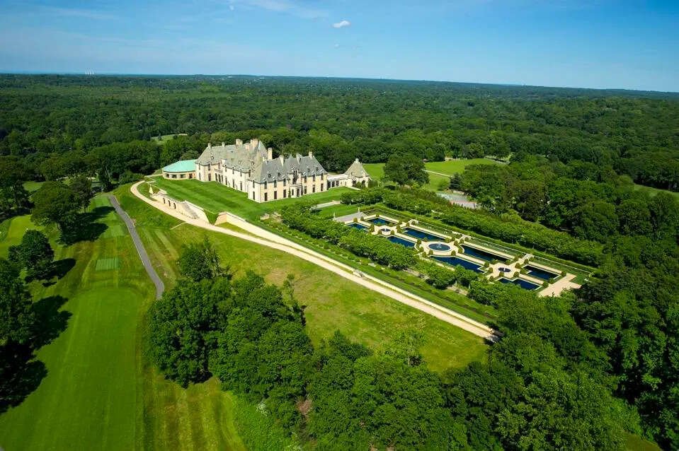 Oheka Castle will go under the hammer on October 27.