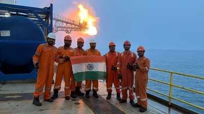 The discovery was made on September 18 at the MN-DW18-1-H-D well in the Mahanadi Offshore Basin. In major milestone for India’s offshore energy exploration, ONGC strikes gas in Mahanadi Basin, 43 km off Odisha coast; proximity could enable faster monetisation if commercially viable