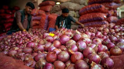 Onion prices still make eyes water despite Centre's Rs 35/kg buffer sale Onion prices still make eyes water despite Centre's Rs 35/kg buffer sale