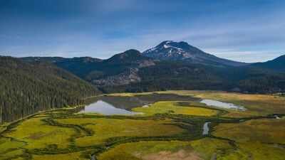 Oregon’s Cascade Range(Representative image by Canva) Scientists used geothermal drill-hole temperatures in Oregon’s Cascades and found at least 81 cubic kilometres of water hidden in volcanic rock, nearly 3 times Lake Mead’s capacity
