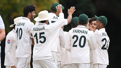 Masked protesters mistake Pakistan U-19 cricket team for asylum seekers in Portsmouth