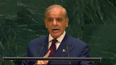Pakistan's PM Shehbaz Sharif speaks at UNGA ‘No Muslim can even dare’: Pakistan PM at UN condemns Houthi attacks, draws red line over Mecca