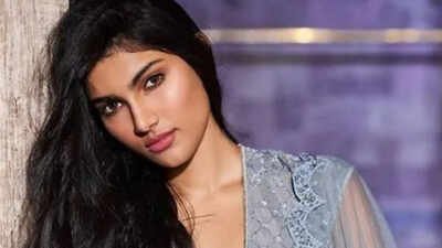 Salman Khan’s niece Alizeh Agnihotri to headline 'College Fest' after 'Farrey,' alongside Ashish Chanchlani, zombie comedy drama has already wrapped filming Salman Khan’s niece Alizeh Agnihotri to headline 'College Fest' after 'Farrey,' alongside Ashish Chanchlani, zombie comedy drama has already wrapped filming