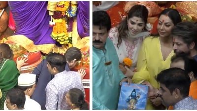 Shah Rukh Khan, along with his wife Gauri Khan and daughter Suhana Khan, offers prayers at the famous Lalbaugcha Raja pandal in Mumbai. Shah Rukh Khan, along with his wife Gauri Khan and daughter Suhana Khan, offers prayers at the famous Lalbaugcha Raja pandal in Mumbai.