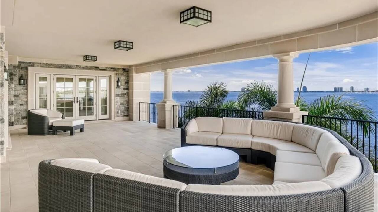 ​<strong>Derek Jeter’s $22.5M mansion remains standing despite demolition plans</strong>​