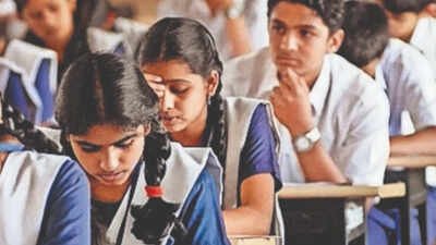 Supreme Court delays CBSE three-language rule for Class VI students SC to CBSE: Exempt Class VI from 3-language education policy this year