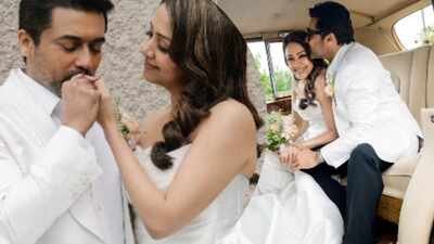 Suriya and Jyotika renew their wedding vows in lavish ceremony; celebrate '20 years of love and war' - WATCH
