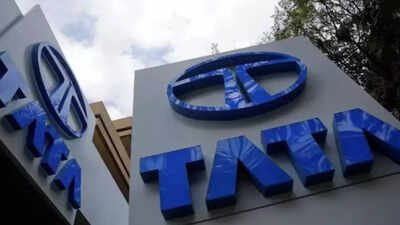 RBI rules require upper-layer NBFCs with assets above Rs 1 lakh crore, or with direct or indirect access to public funds, to list Tata Sons board unanimous on panel for RBI compliance