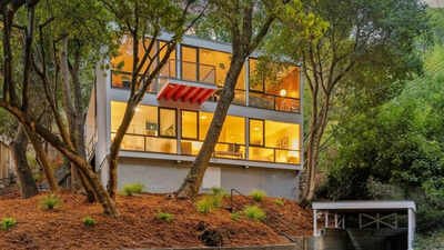The home's architecture is closely tied to its terrain. Instead of imposing a conventional rectangular floor plan on the sloping site, Olsen organized the house across a series of split levels. In 1952, a Berkeley home was built for a physics pioneer whose semiconductor work helped shape modern electronics; 73 years and just one sale later, it is listed for $1.425 million
