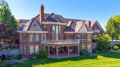 The property sits in American Falls, a southeastern Idaho community surrounded by broad valleys, mountain ranges, reservoirs and large areas of public land. An Idaho riverfront mansion previously asking $3.86 million goes to auction without reserve on September 17; its owner has pledged the sale proceeds 50:50 to St. Jude and Mayo Clinic