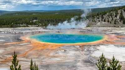 Can a volcano trigger the end of humanity? What would happen if Yellowstone supervolcano erupted now? Can a volcano trigger the end of humanity? What would happen if Yellowstone supervolcano erupted now?