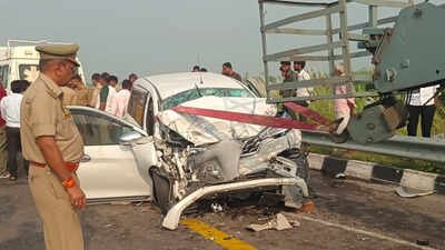 3 cricketers killed, 3 injured after car rams truck on Purvanchal Expressway
