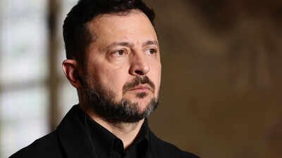 Zelenskyy calls Russia sanctions relief without de-escalation deal ‘obvious weakness’ ‘Obvious weakness’: Zelenskyy slams Trump’s Russian diesel deal, warns it could prolong war