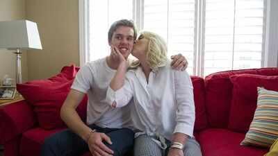 Connor McDavid’s mother Kelly supported their hockey dreams despite the challenges of raising two young players(Getty Images) “I sacrificed a lot to have my sons..”: How Connor McDavid’s mother Kelly supported their hockey dreams despite the challenges of raising two young players