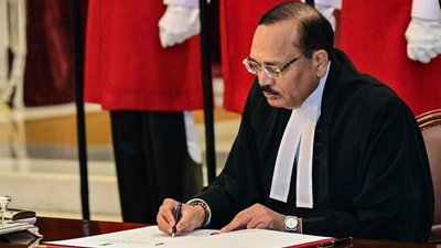 CJI rejects INDIA bloc leaders’ request for meeting over ‘vote chori’ CJI: Don't drag SC into political battlefields or bring politics to court