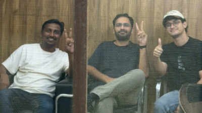 Saurav Das, Ashutosh Ranka detained over attempt to enter Jantar Mantar 'Murdering democracy': Opposition slams Centre for the arrest of CJP leaders