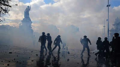 Cars torched, shops looted: Violence protests erupt across France; over 270 arrested