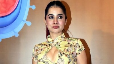 Uorfi Javed has called out her Mumbai housing society for making it difficult for her to work from home. (Sunil Khandare) Uorfi Javed has called out her Mumbai housing society for making it difficult for her to work from home. (Sunil Khandare)